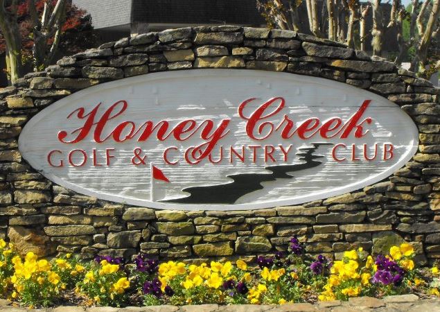 Honey Creek Golf Course sign