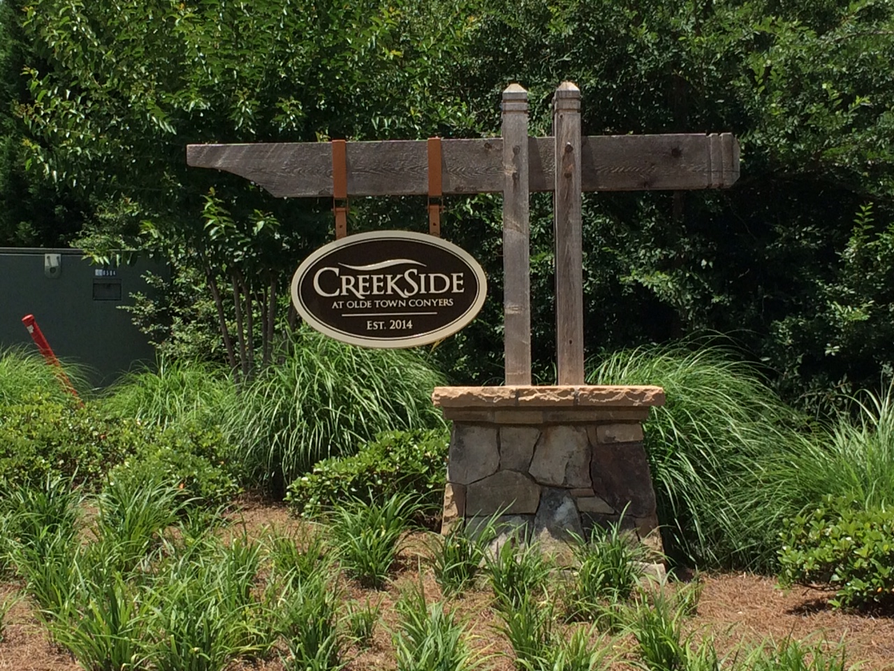 Creekside sign